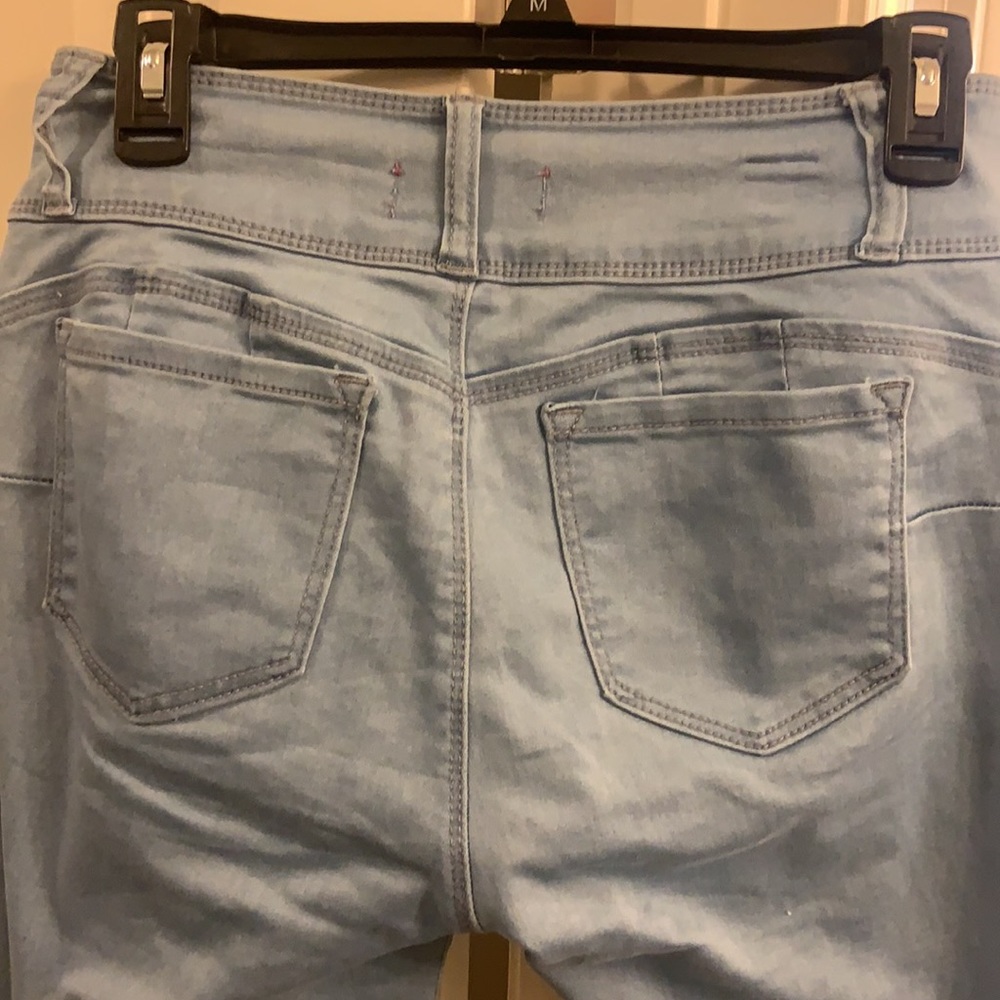 Jeans - Picture 6 of 7